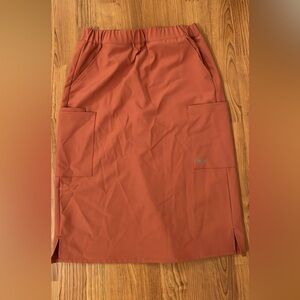 C Saucy scrub Skirt Rust S